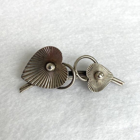 VTG 1950's Signed BEAU Sterling Silver Double Rayed Heart Leaf Foliage Brooch - Picture 2 of 16